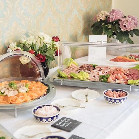 Altes Pfarrhaus Hotel Гелдерн Екстериор снимка